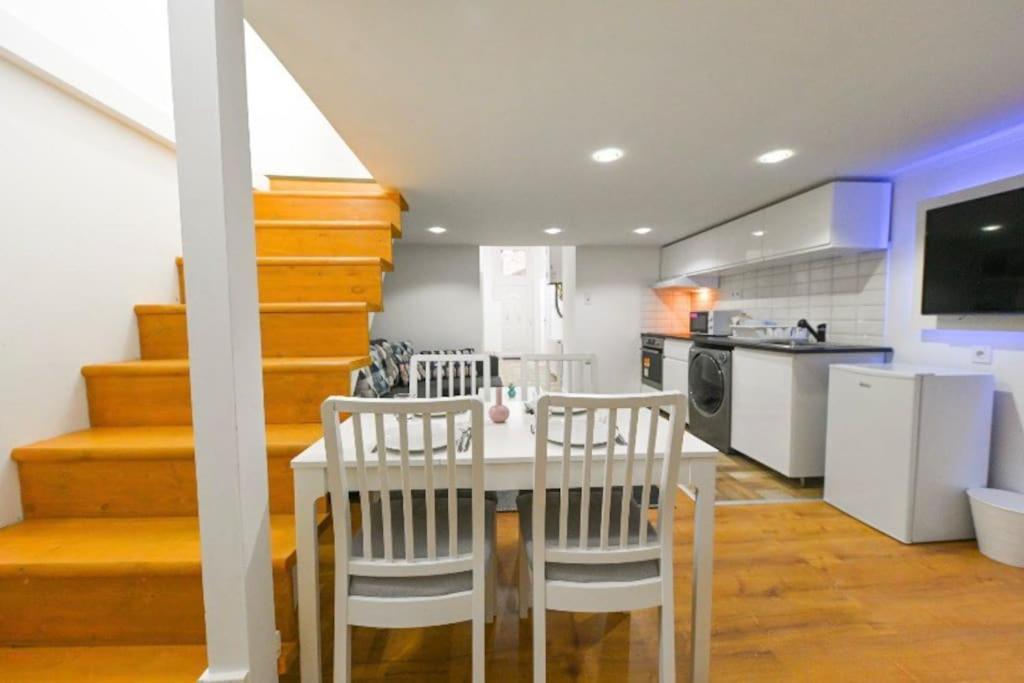 Lovely Studio Flat In Damjanich Street - Leonard — Photos 3